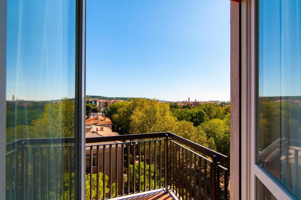 Residenza Dalia&Lea Apartment Верона Екстериор снимка